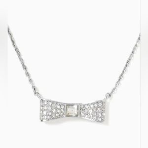 NWT KATE SPADE NEW YORK PAVE BOW SILVER NECKLACE 😍